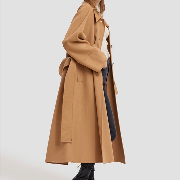 Lattelier Buttoned Wool Coat - Picture 8 of 11